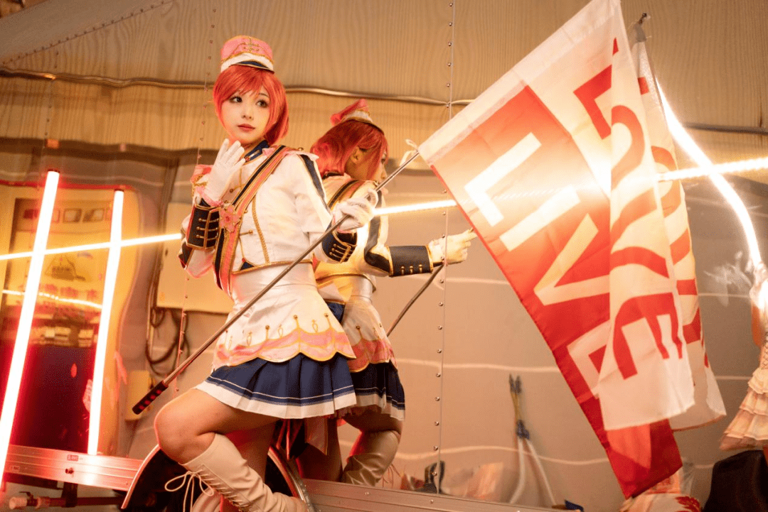 vapxrr's tweet image. Cosplay dreams u0026 anime vibes at #ComicCon today!  Snapped a pic with my favorite character—pure joy! Who else is here #Manga #CosplayLove