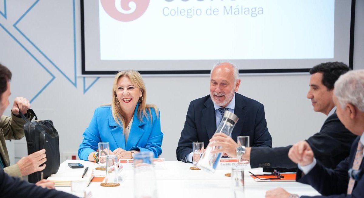 Carolina España tweet media