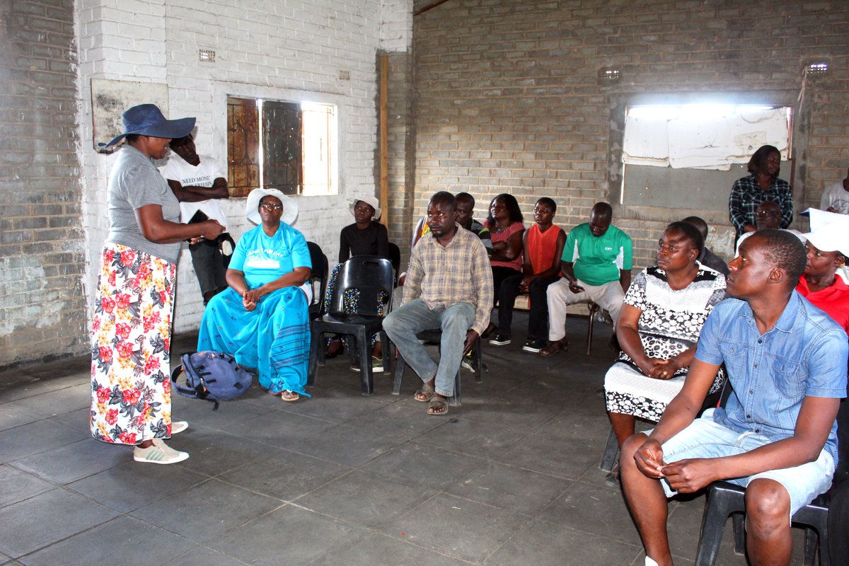 GRRA054's tweet photo. Development over Politics!

We’re hosting a meeting with Ward 10 Councillor Paradza to bridge the communication gap &amp; focus on results.

Our Focus:
🚰Replacing aging water infrastructure
🗑️Improving refuse collection
🕊️Ending political division through a non-partisan approach. https://t.co/fFwtncCmUe