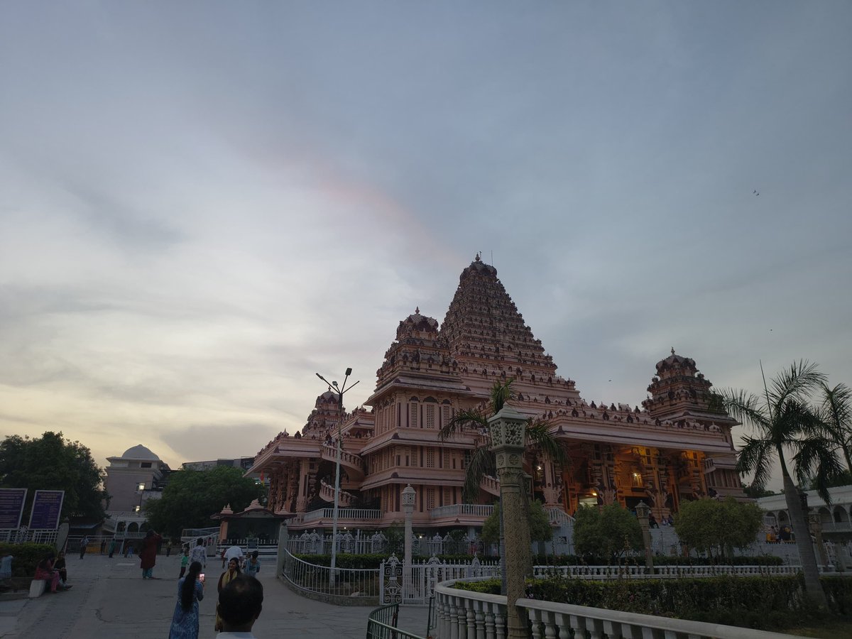 Lord Riyu 👑 tweet media