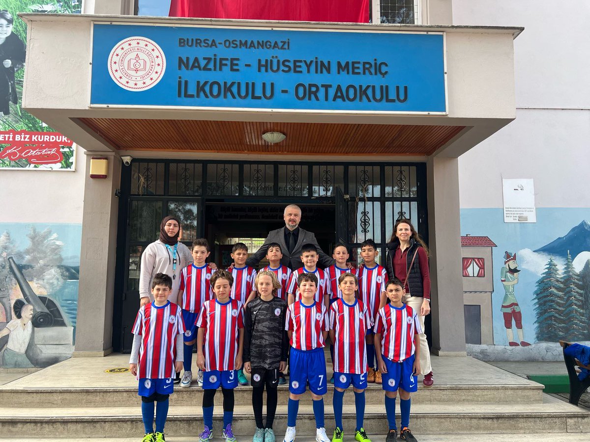 MericIoo's tweet photo. HOBA Osmangazi Minik Timsahlar Futbol Şenliğinde okul takımımıza başarılar diliyoruz.
@GurhanCokgezer @MetinSEZER_16 @Osmangazi_MEM https://t.co/F3F1WAcw2T
