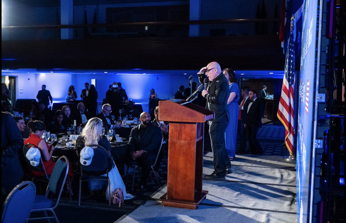 Ivan Raiklin tweet media