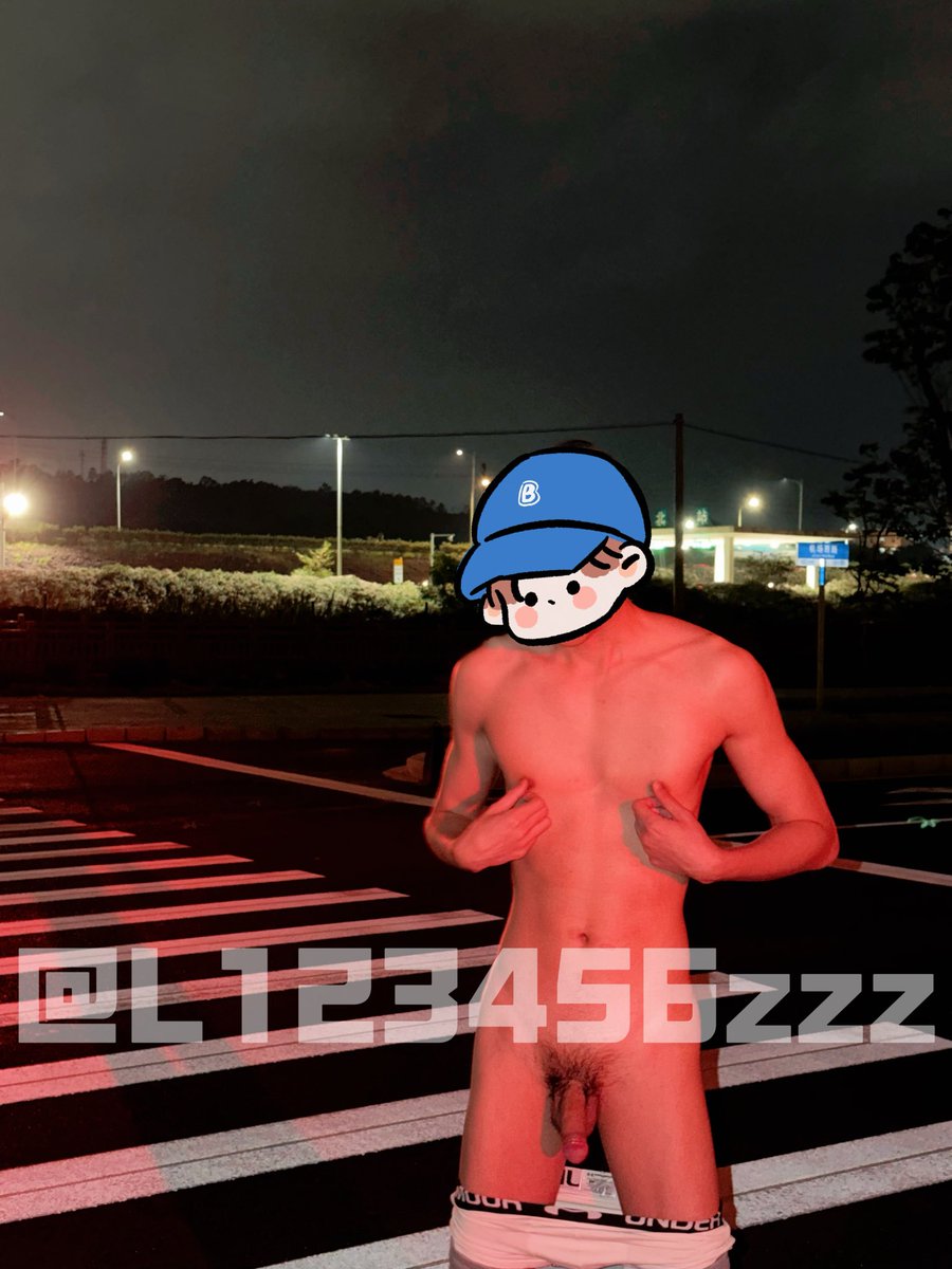 L123456zzz's tweet photo. 封闭道路拍摄 https://t.co/o4EI0VelUZ