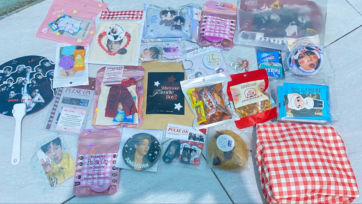 𝐬𝐢𝐧𝐬𝐢𝐧༊*·˚ || freebies on pinned📌 tweet media