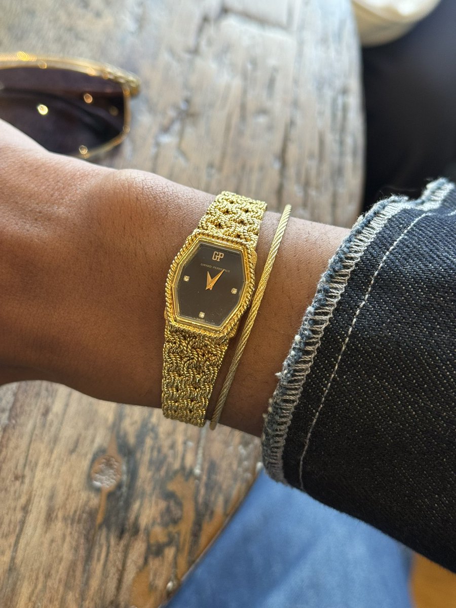 LaResonance's tweet photo. Branchez vous montres vintage 🙏 https://t.co/718uzwZtki