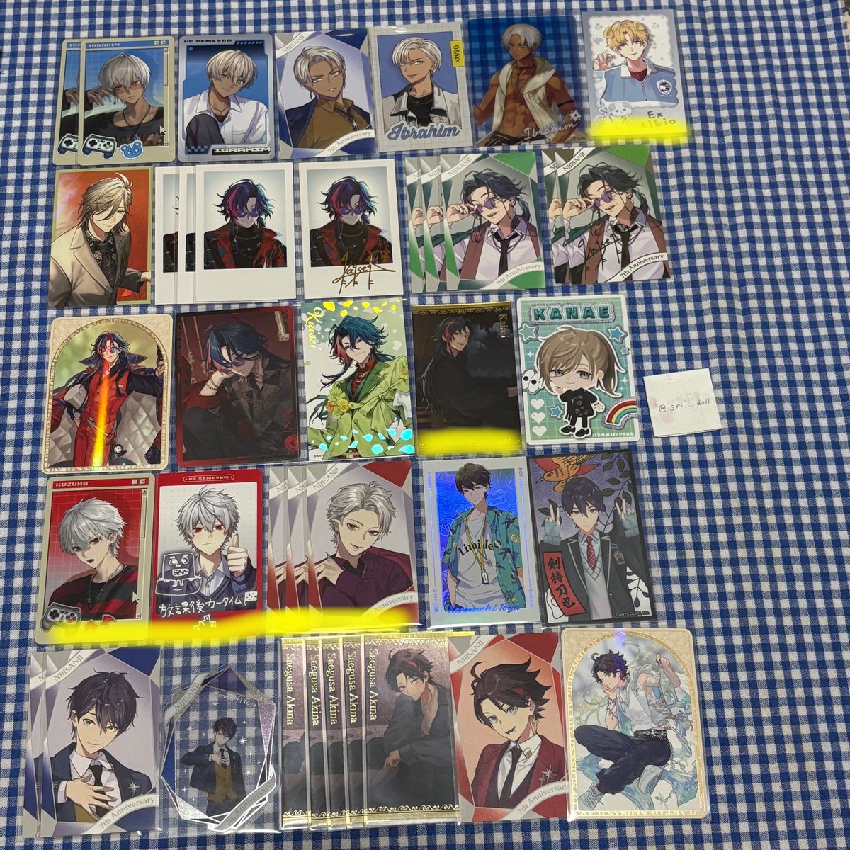 sm___doll's tweet photo. 【買取/譲渡】 にじさんじ ボイスビジュアルカード クリアカード チェキ風カード 周年 

譲 画像1-4
求 定価＋送料 詳細画像5枚目

ゆうちょ銀行＞PayPay対応◎
3点以上からの取引希望
検索からでも気軽にお声掛け下さい。 https://t.co/CHGJ35Yawa
