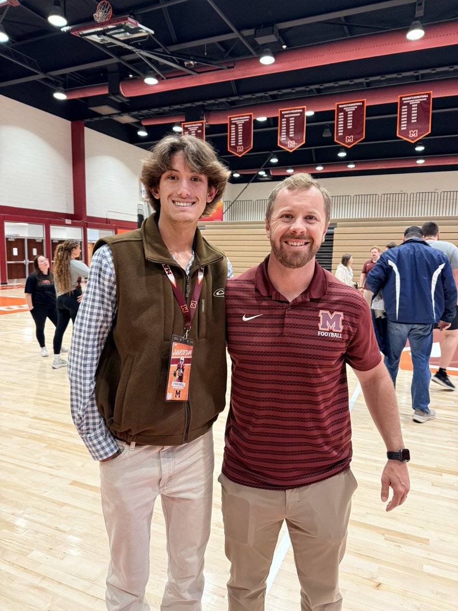 KysonRandall5's tweet photo. Thank you @MCScotsFootball for the Junior day visit this past weekend!
@QBCoachFox @CoachMacMCScots @ConnorPylkas_FB @CoachBramb 
@CSAPrepStar @SportPrepX @GatlinburgBowl @BARebelFootball @REBSathletics @BessemerAcademy #QB #8xstatechamps #comeplayatBA https://t.co/b0tGw5743V