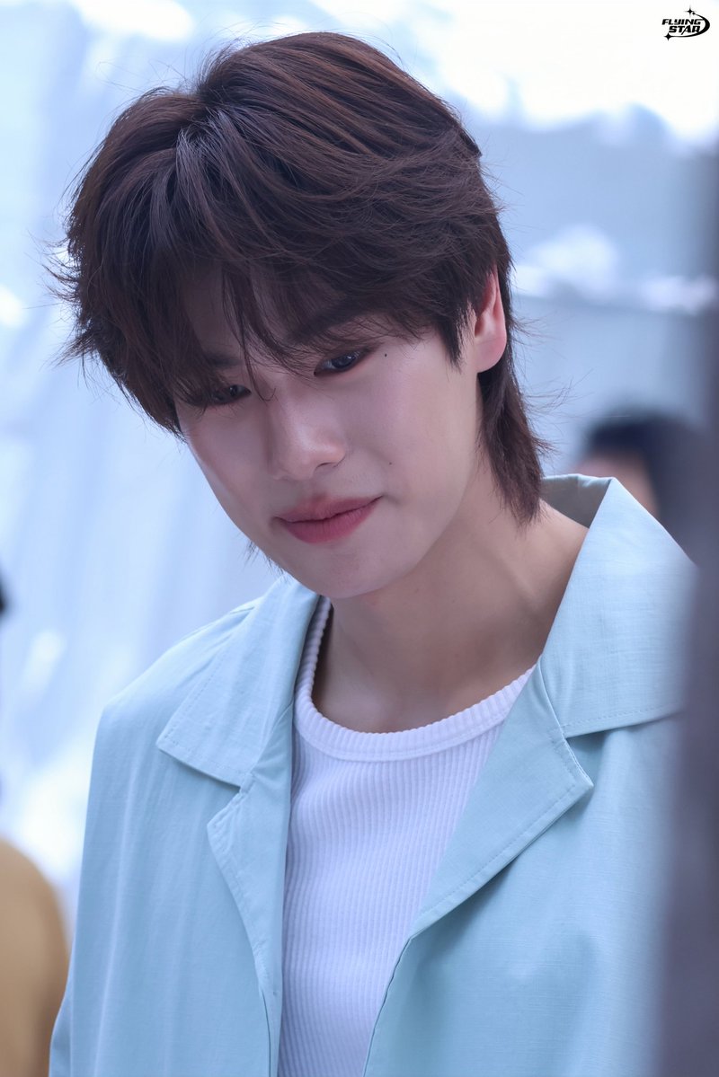 แสนจาเท่ 🫠✨️
PHUWIN CERAVE BLEMISH
#CeraVeBlemishxPhuwin
#phuwintang 🐼 <a href="/phuwintang/">phuwintang</a>