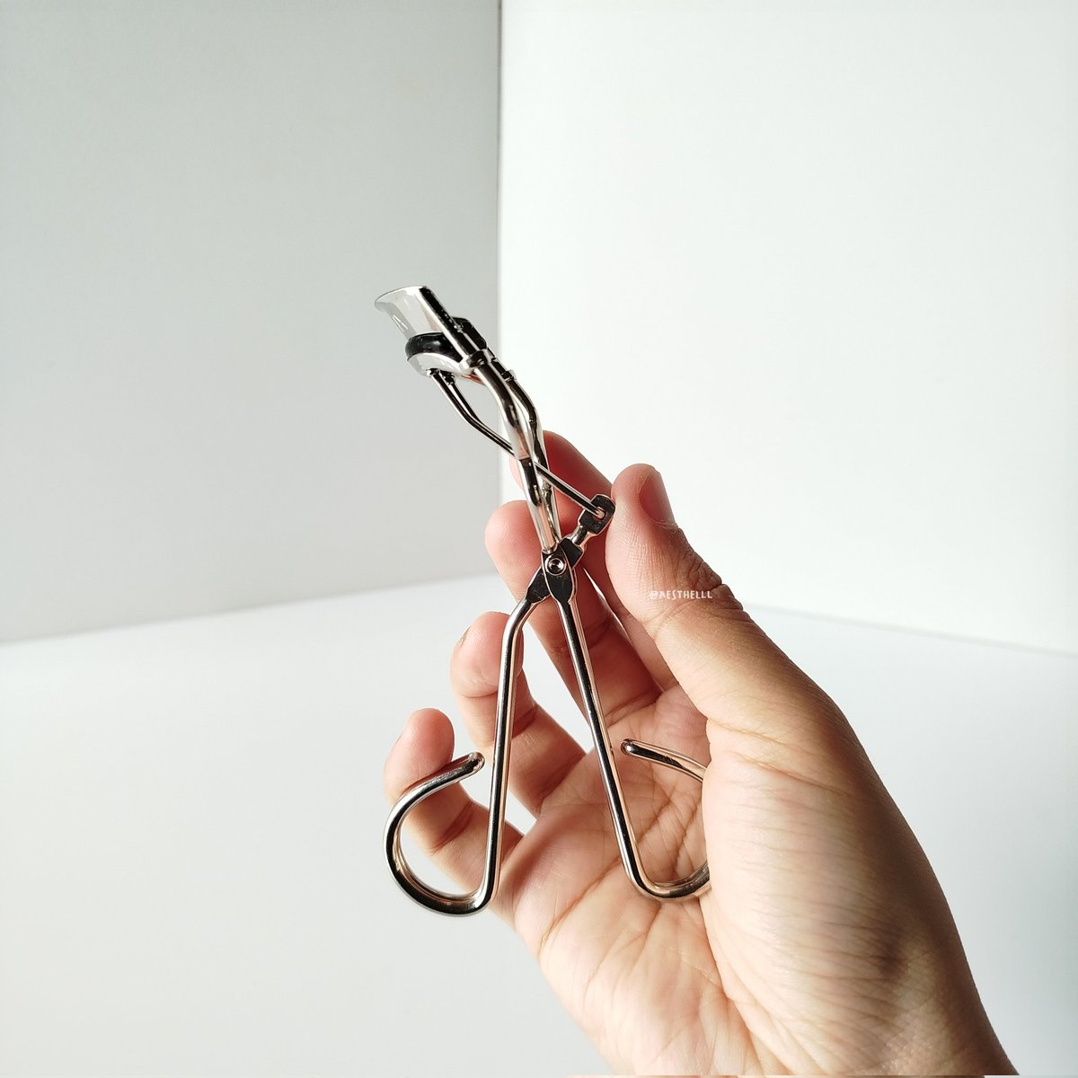 melin린 tweet media