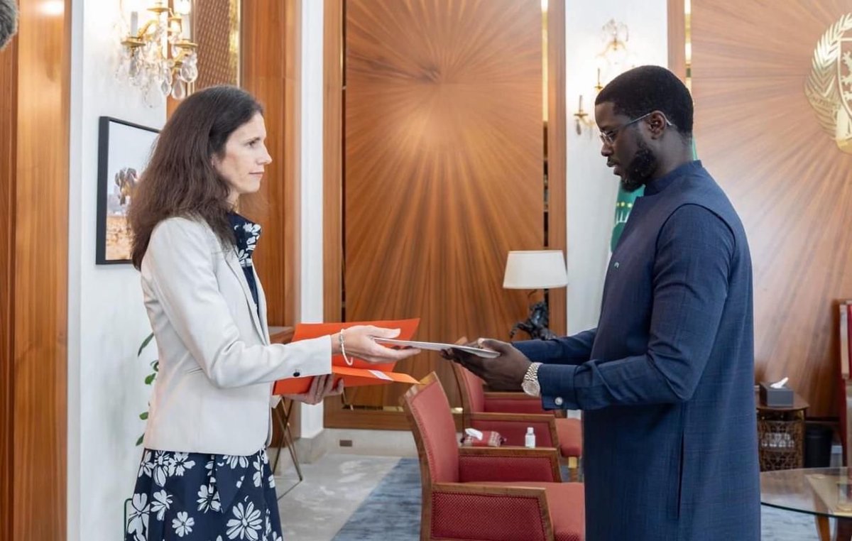 DakarDiari6's tweet image. 🇸🇳🇬🇧 Coopération en hausse Sénégal–Royaume-Uni, portée par l’investissement et l’expertise, avec un accent sur l’énergie, les infrastructures et l’innovation.

#Senegal #UK #Investment #Cooperation
