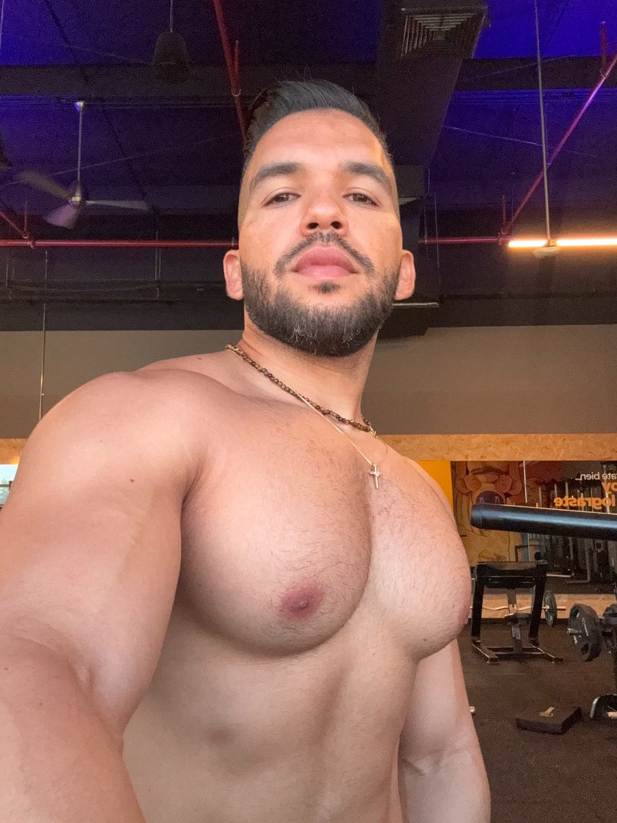 Follow 🅜🍑🅓🅔🅛︎🅢 🅜🅔🅝 🅗🏳️‍🌈 🏳️‍⚧ 💪10K tweet media