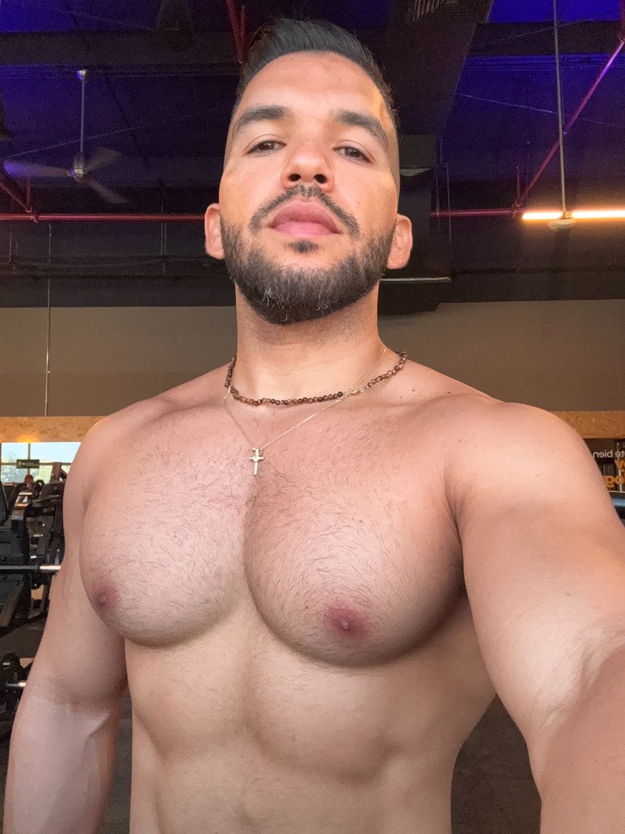 Follow 🅜🍑🅓🅔🅛︎🅢 🅜🅔🅝 🅗🏳️‍🌈 🏳️‍⚧ 💪10K tweet media