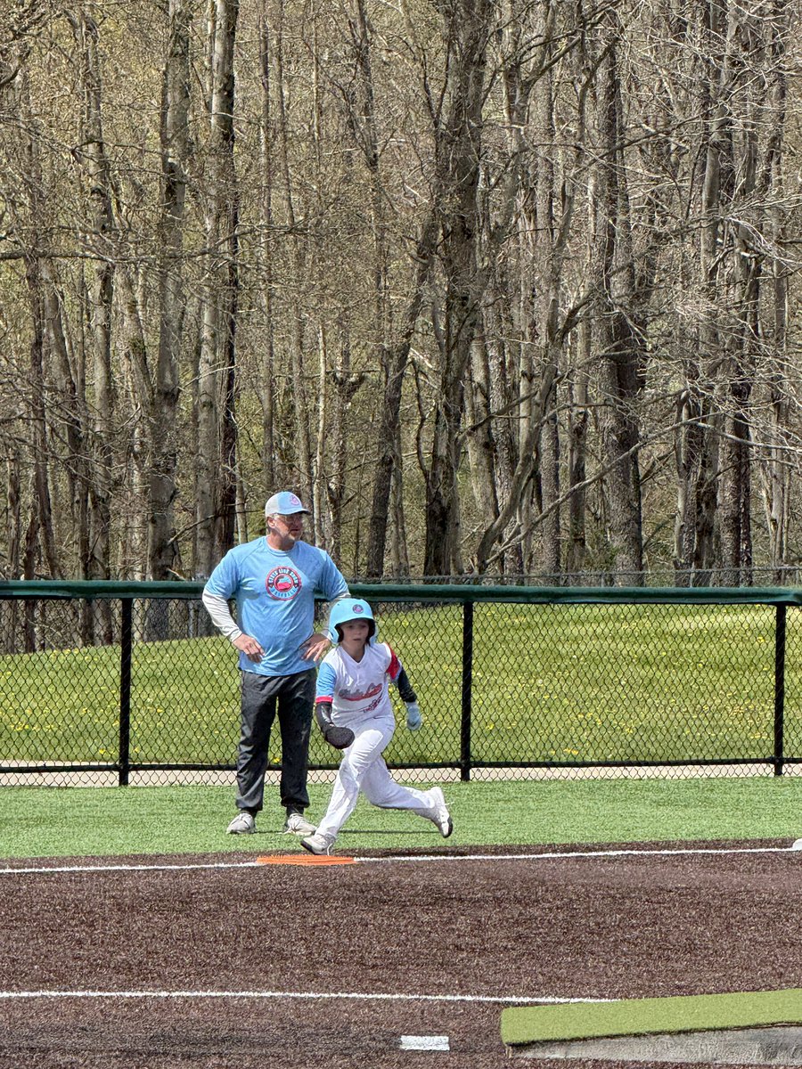 SLShowBaseball's tweet photo. State Line 11U enjoyed some ☀️ and ⚾️ in a scrimmage yesterday against the Elk County Vipers. 

8U, 10U, and 11U all open up tournament / league action this upcoming weekend! https://t.co/6wj6qov2Gt
