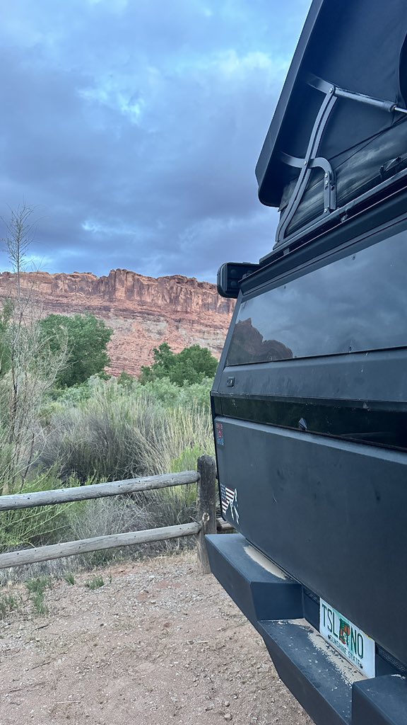 TesLatino tweet media