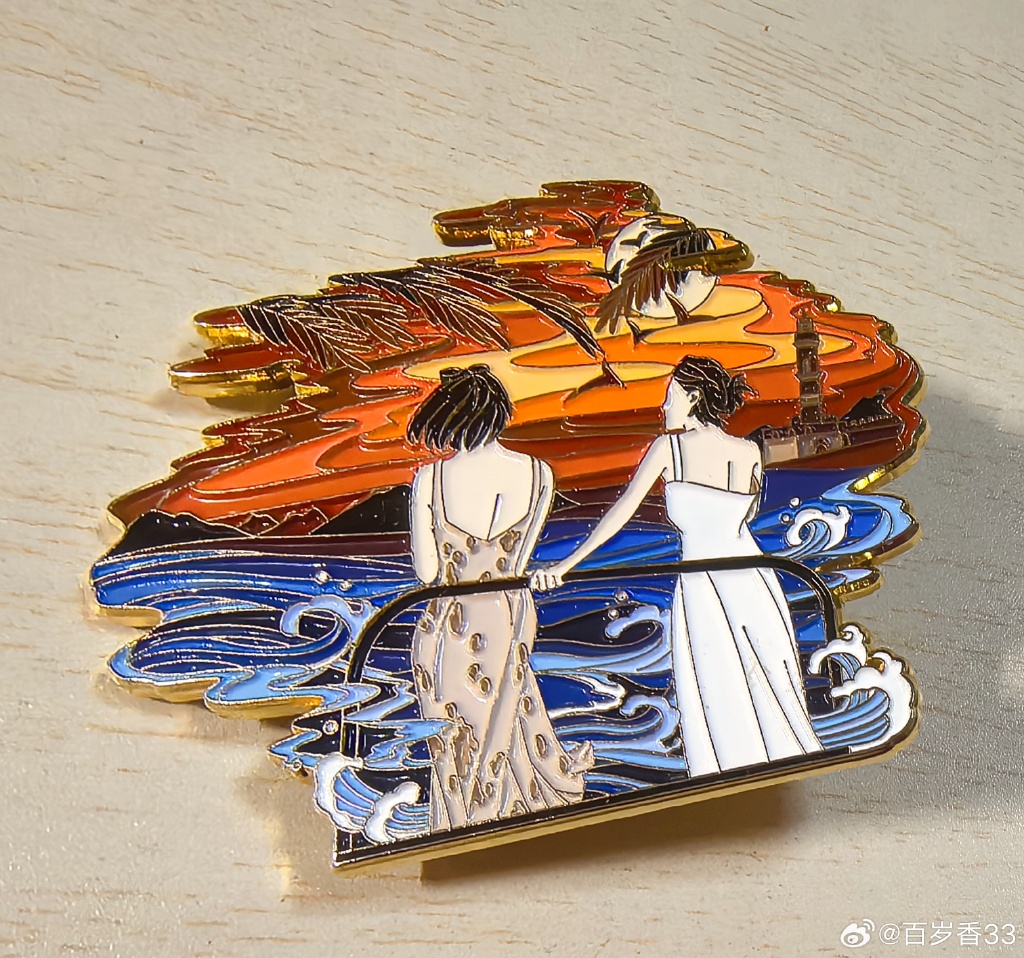 zapekanka_girl's tweet image. Turn old glass jars into chic herb planters! Clean → add pebbles → plant basil/mint → enjoy fresh greens daily.  #UpcycleHacks #EcoLiving