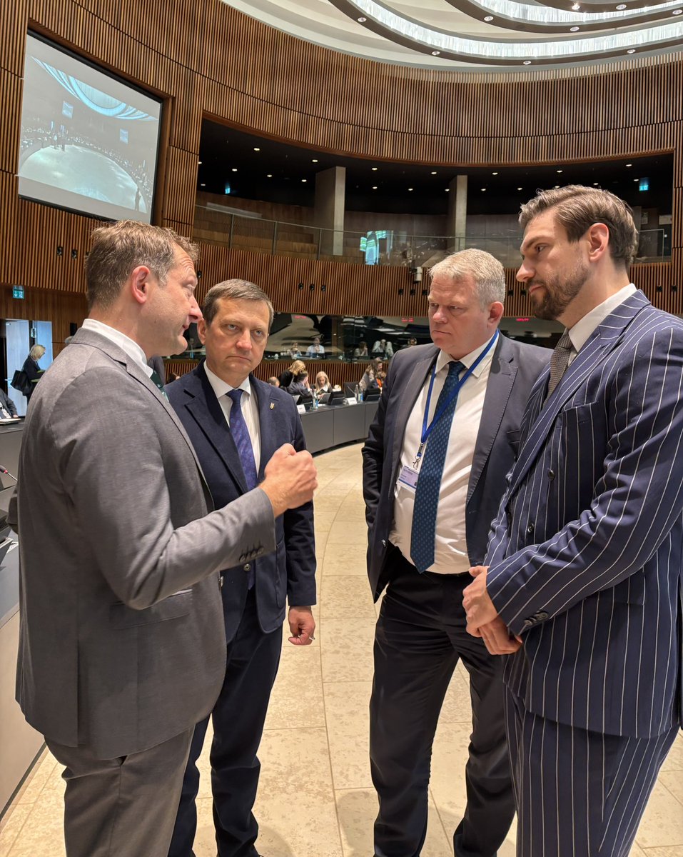 Christophe Hansen tweet media