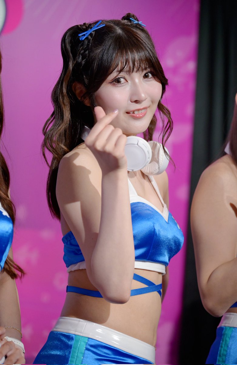 Uraran4119's tweet photo. #ゆずきんぐちーむ
#ニコニコ超会議２０２６ 
ゆずきさん（@_yuzuking_919）
一眼で大好きなゆずきちゃんを撮ってきました！
ハーフツイン可愛すぎてドキッ🫶としてしまいました！
ニコ超2日間コンパニオンとても頑張ってました！ https://t.co/XYQPa5F5PV