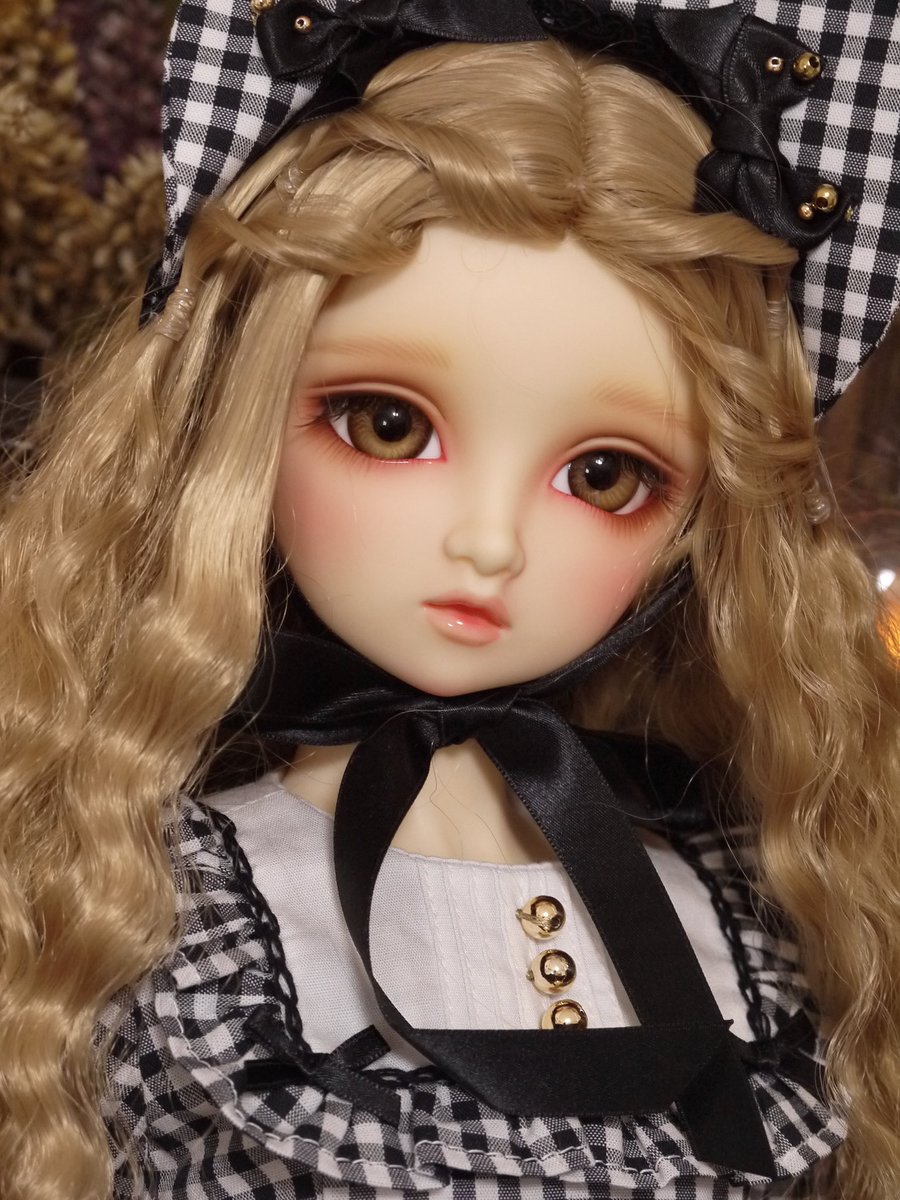 ドレスが中々仕上がらないので過去作ったドレスを着せたりウィッグ変えてみたりして遊んでます😌
ほんわかしたお顔だからパステルカラーやくすみカラーの方が似合いそう💧