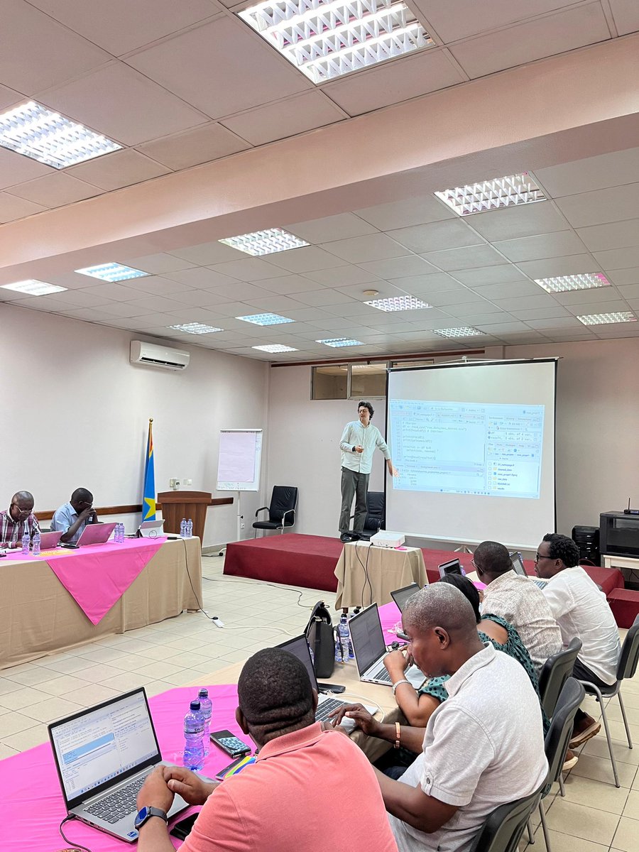 UK in DRC tweet media