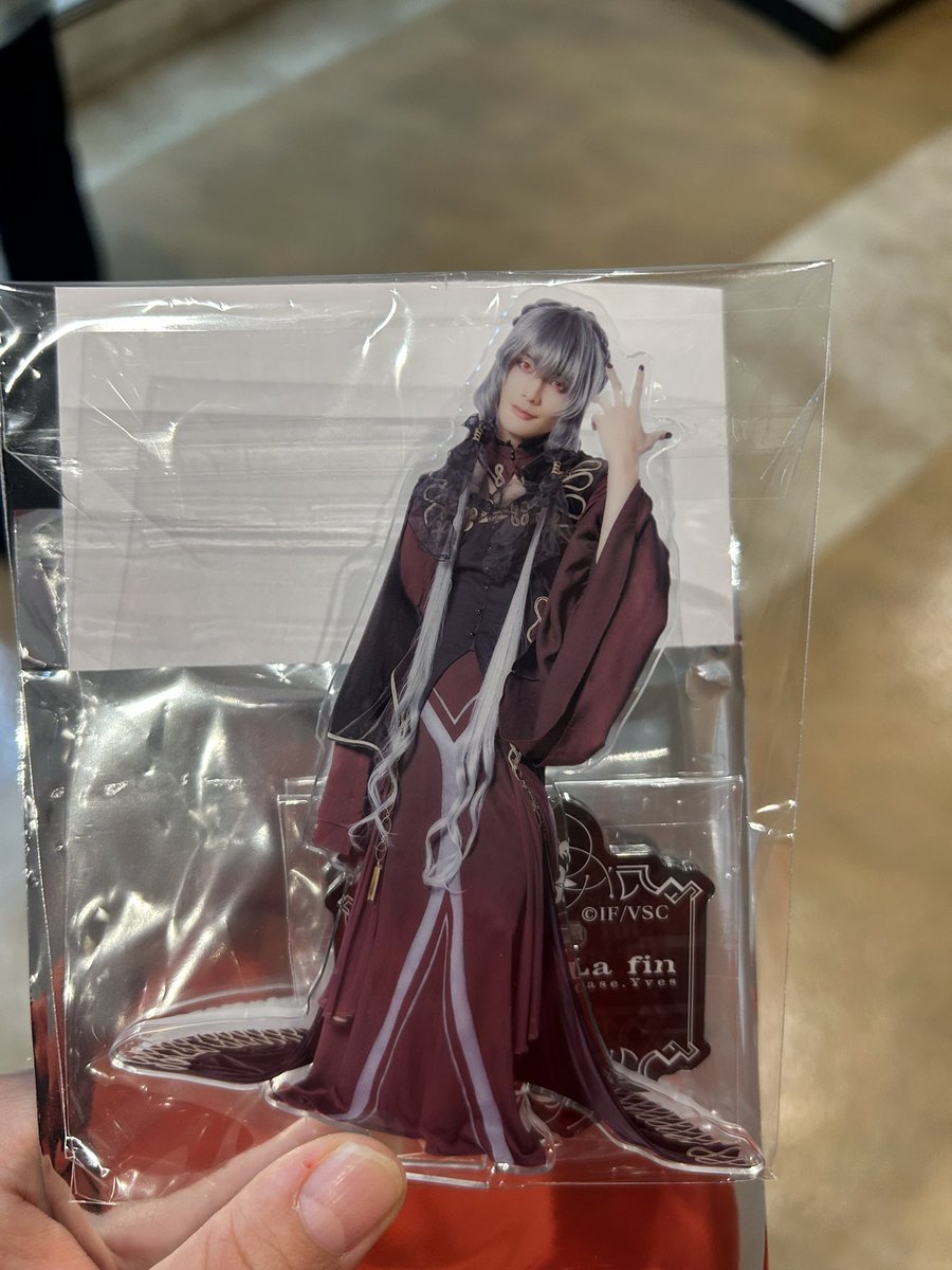 ななこ tweet media