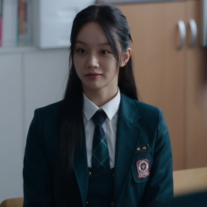 femjoowon tweet media