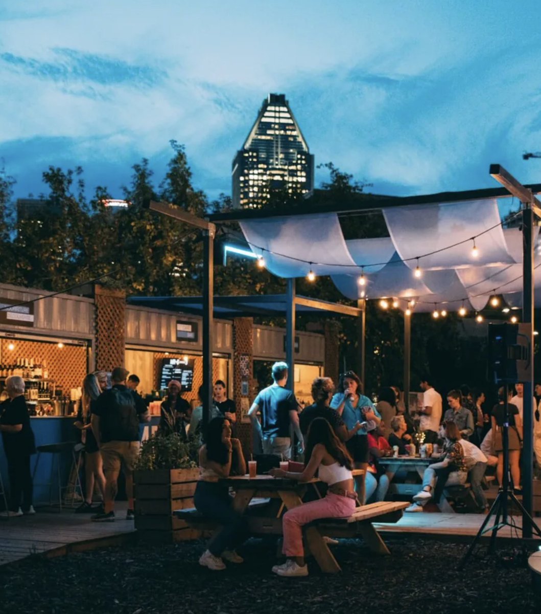 Monmontreal's tweet image. Envie de découvrir #Montréal autrement? 😎

Le Corridor Culturel propose une expérience touristique incontournable au cœur de la ville. Découvrez ce parcours de 3,6 kilomètres reliant 15 lieux culturels et patrimoniaux, mtl.org/fr/experience/…

📷 Corridor Culturel #MTLmoments