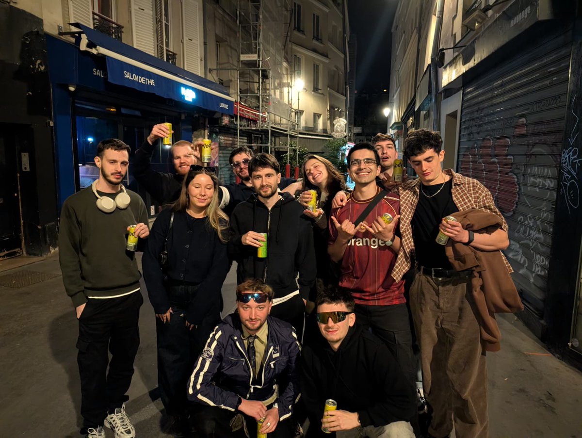 KC LOUISON tweet media