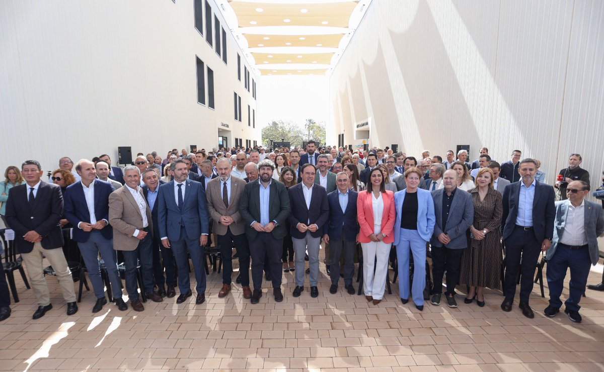 Fecoreva tweet media