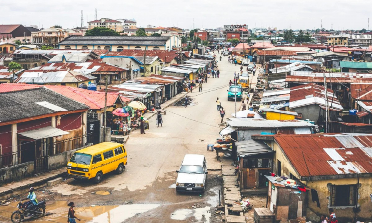 JovemPanNews's tweet image. Homens armados invadem orfanato e sequestram ao menos 23 crianças na Nigéria

jovempan.com.br/noticias/mundo…

#JovemPanNews #Internacional