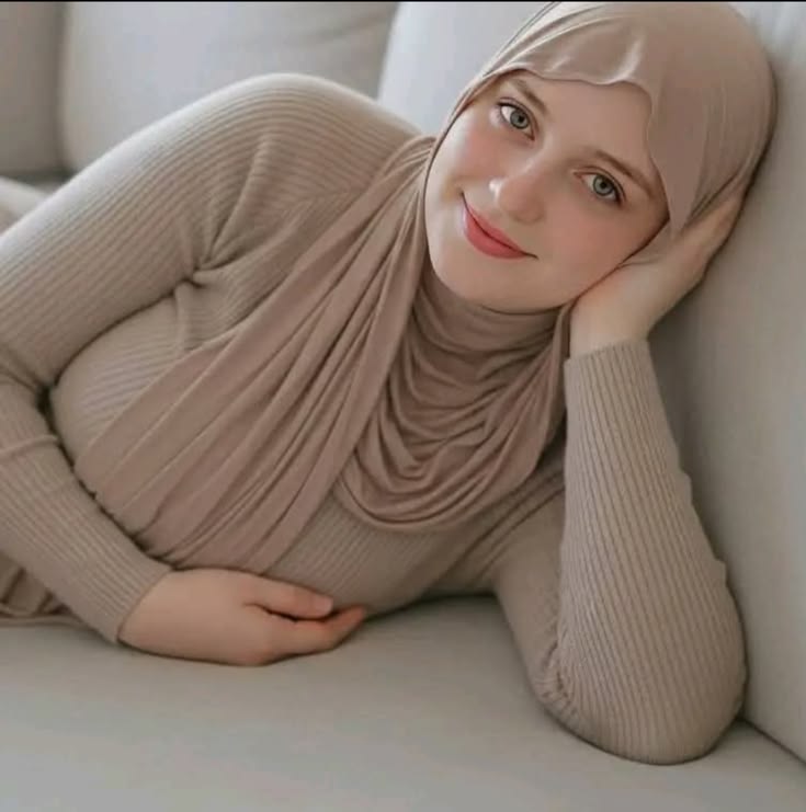 ام حنين tweet media