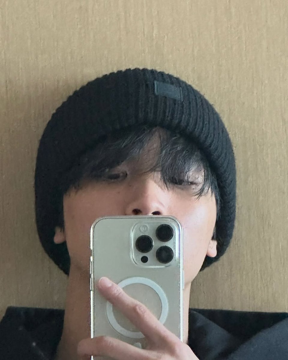 hyechani's tweet photo. ㅤ https://t.co/P7sp9YvZGK