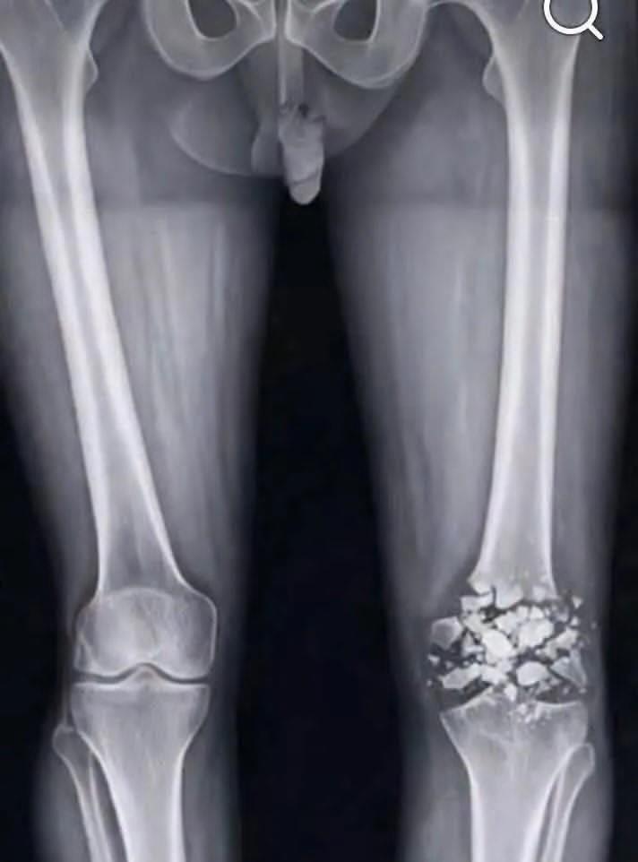 مساعد tweet media