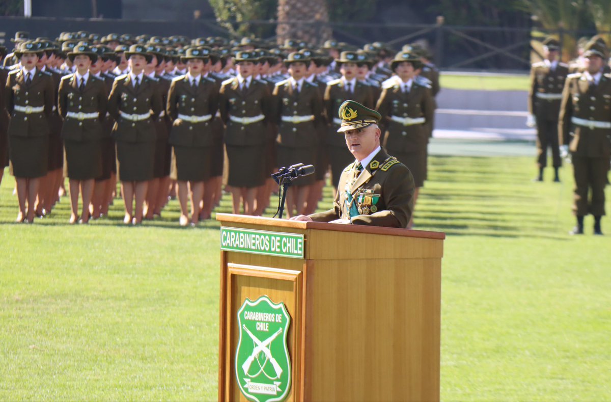 Carabineros de Chile tweet media