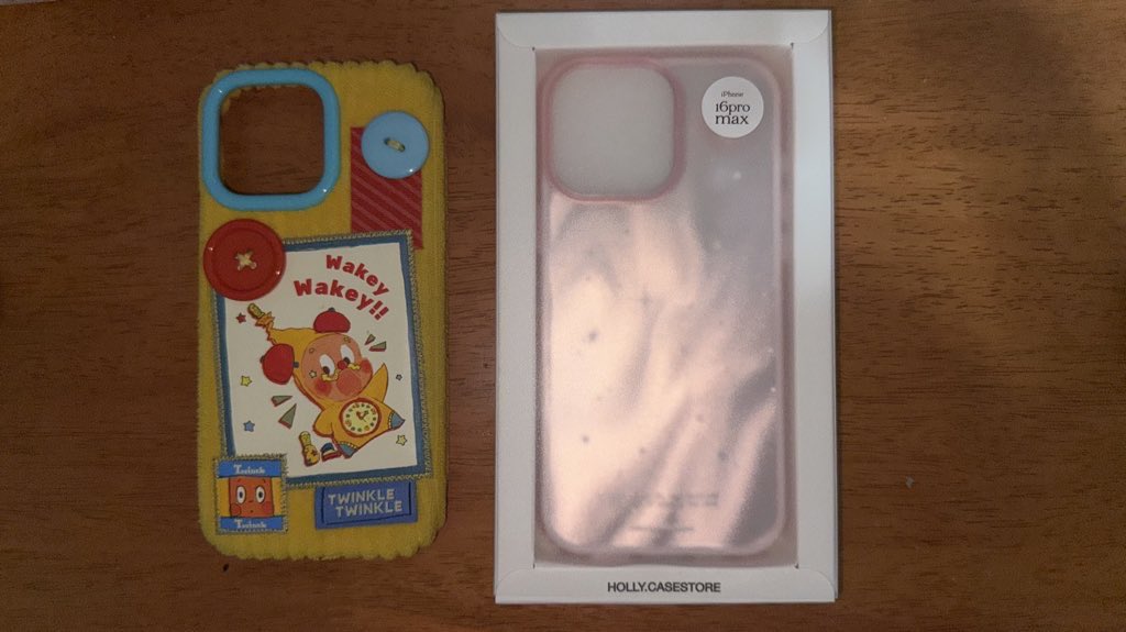 prelovedbypp's tweet image. WTS | เคส iPhone 16 Pro Max ⭐️

💘 POP MART Twinkle Twinkle Be a Little Star Series
• Used like new

💘 SPARKLING STAR Bumper 💫
• + Star Phone Charm
• New

💚 อันละ 450.- รวมส่ง
💌 DM | LINE

#POPmart #Twinkle
#iPhone16 #iPhone16pm #เคสไอโฟน16 #เคสไอโฟน16pm
#CaseiPhone