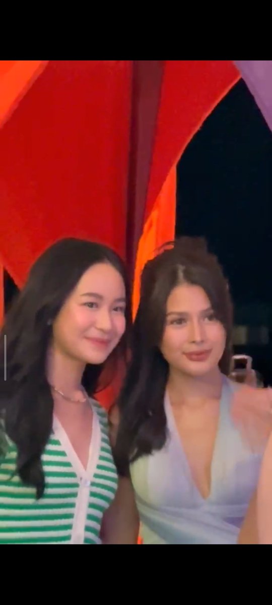 1128jac's tweet photo. nasa same event nga sila guyssss. https://t.co/64DV7fZ0Zg