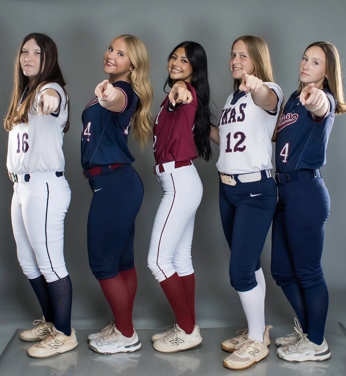 Perry High Softball tweet media