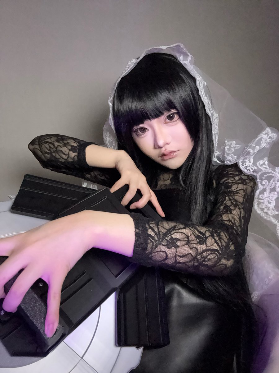 ⚠︎ cosplay ┊︎ 大佛 

  　　　 　殺連は私のおうち
︎︎                                                                                                                                                        ︎︎︎