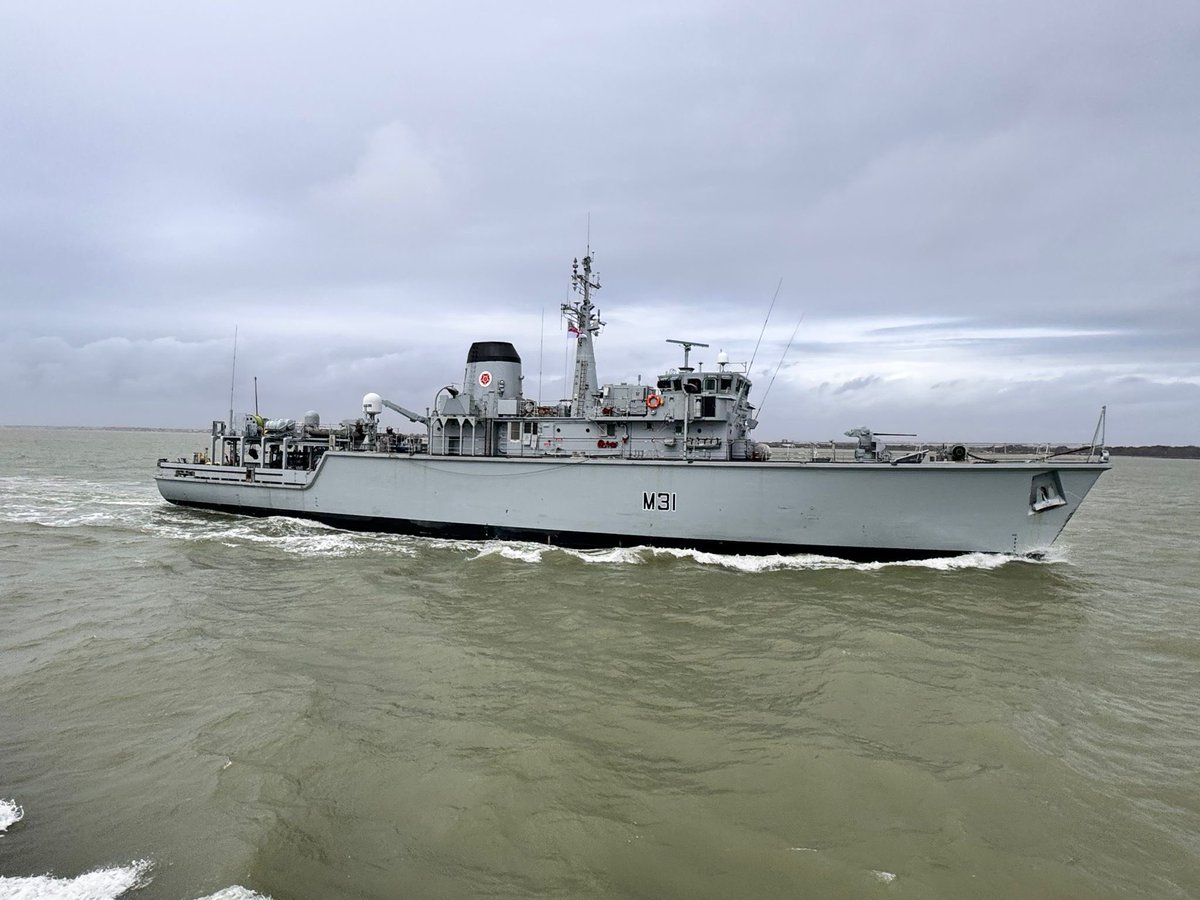 HMSCattistock's tweet photo. What a 12 months it has been for CATTISTOCK and Crew 5!
As we prepare to handover the ship to Crew 4, we reflect on the 118 days at sea and 7966nm steamed delivering assured mine and seabed warfare Operations around the UK
#huntclass #seapower https://t.co/IbhGdXnMSI