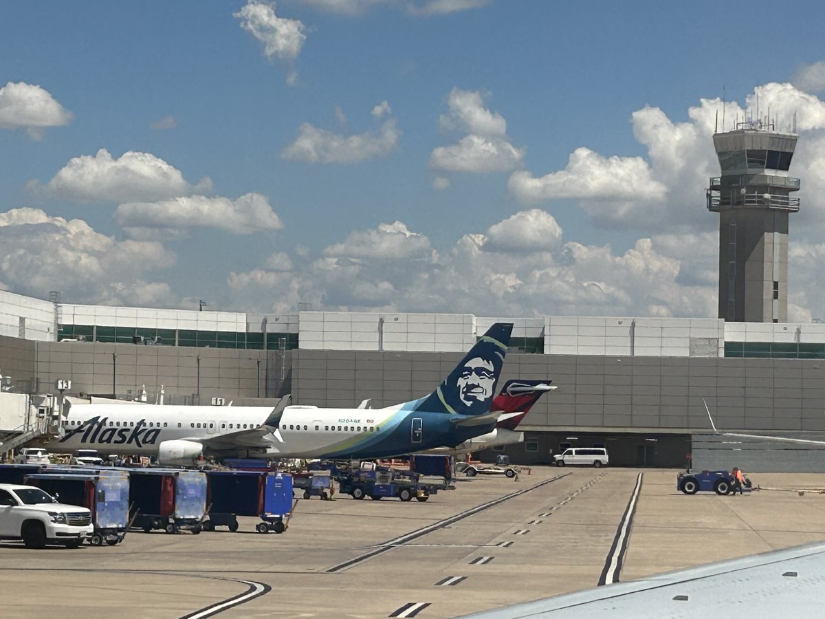 FireandAviation's tweet image. April 27, 2026 #weather or other causing some delays with a possible cancellation @EWRairport  @LGAairport @JFKairport @Fly_KansasCity @flystl @DENAirport @flySEA . Later @flySFO @mspairport @dsmairport @fly2midway @fly2ohare see #airports fireandaviation.tv/airports/