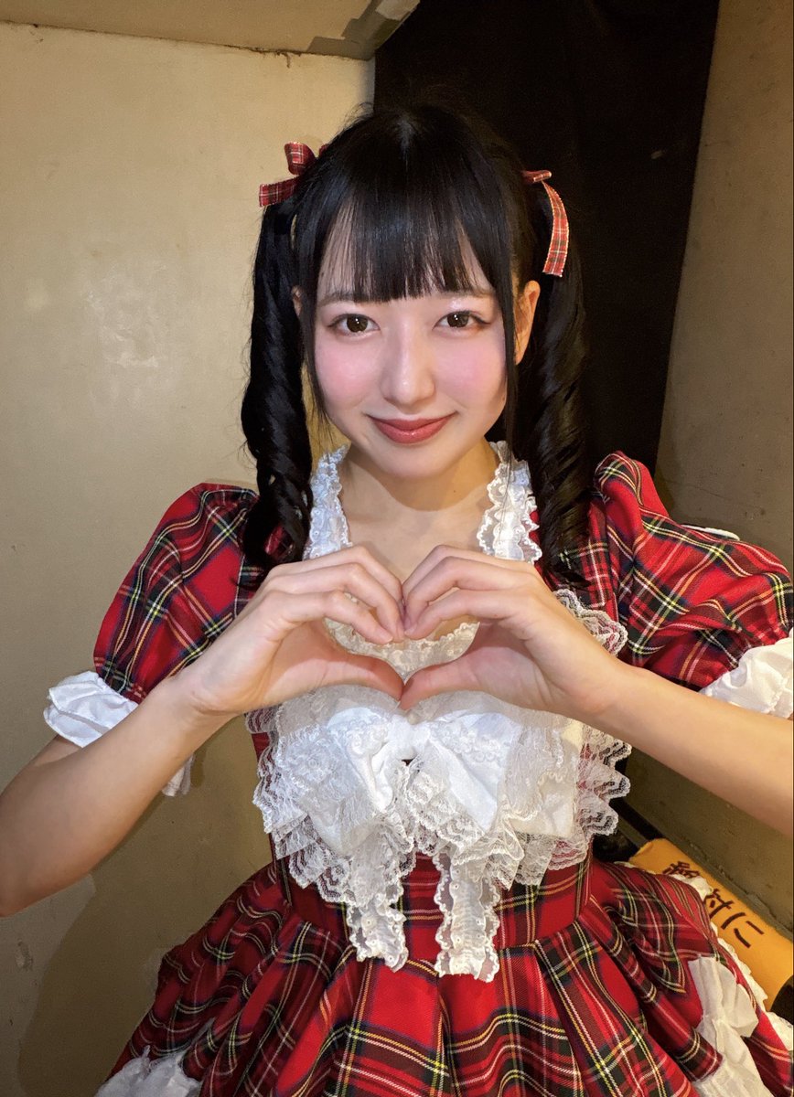 服部つばめ tweet media