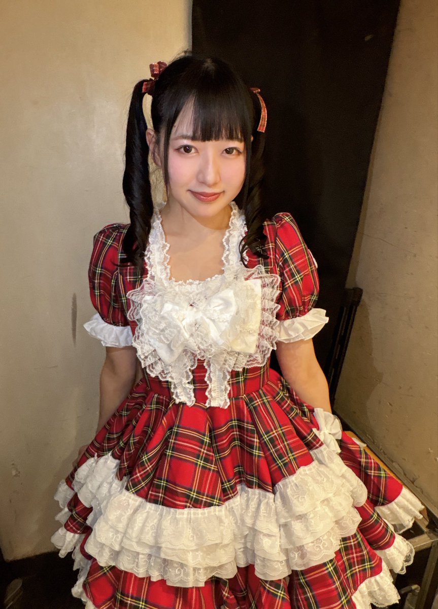 服部つばめ tweet media