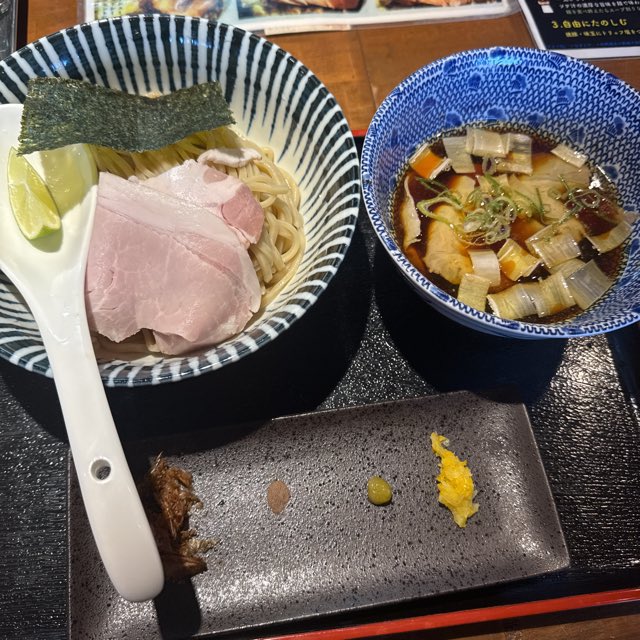 teaetsuya's tweet photo. プレつけ at 喜元門 研究学園駅前店

昆布水が無くプレミアムつけ麺😱 #毎日がラーメン https://t.co/f71VOrwUrE https://t.co/c4E4hfzrHX