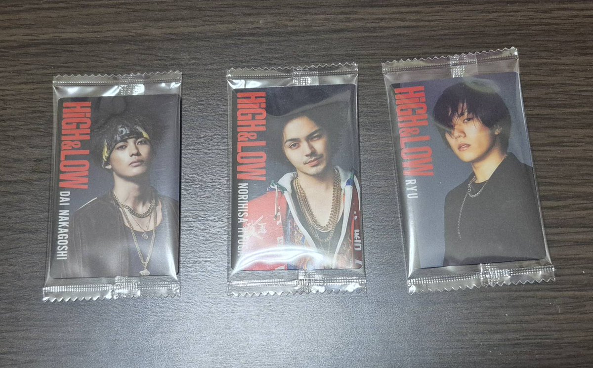 bare_14's tweet photo. HIGH＆LOW ウエハース トレカ 交換

【譲】中越大 日向紀久 劉

【求】ROCKY (黒木啓司)
             小田島有剣(塩野瑛久)

郵送希望📮 
お心あたりのある方はお気軽にお声かけください🙇‍♀️ https://t.co/kJAP9AmECV