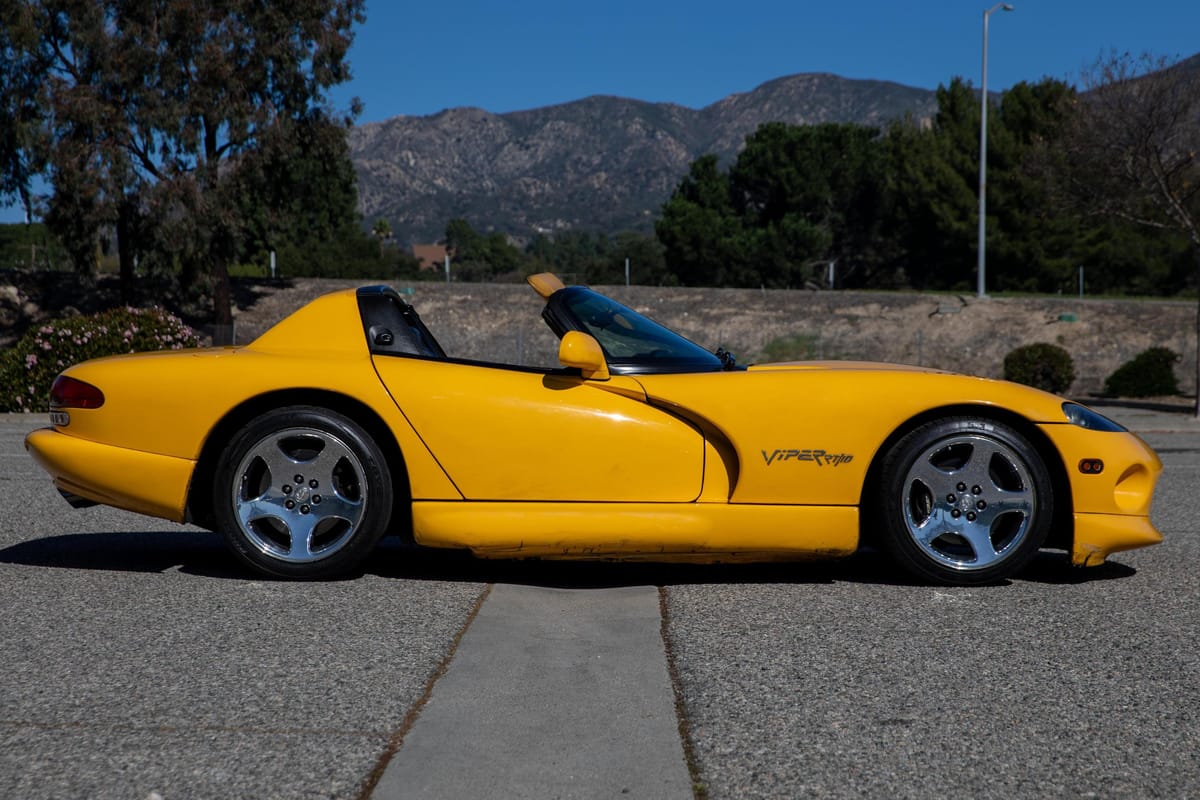 KingOfMopar1's tweet image. 2001 Dodge Viper RT/10