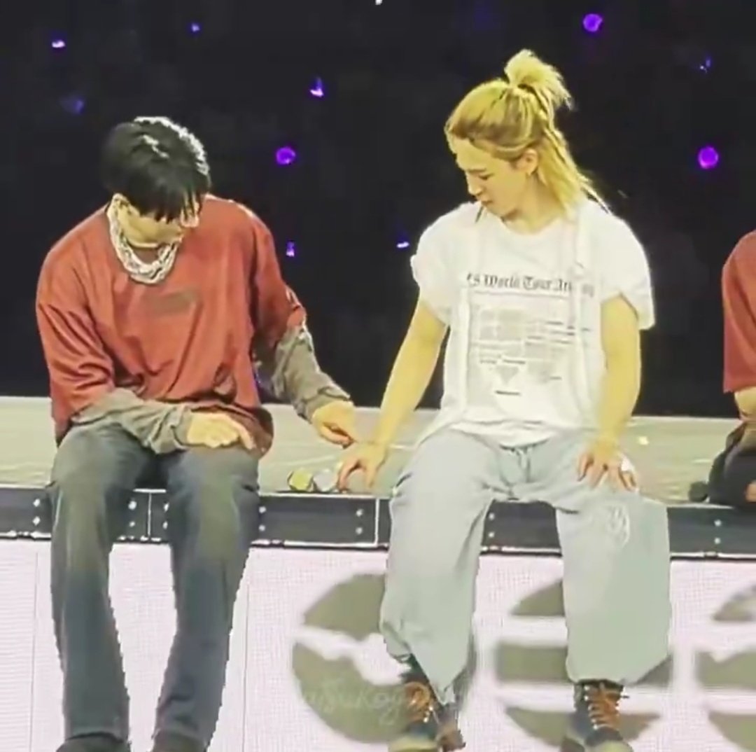 Space 벙💜⊙⊝⊜ tweet media