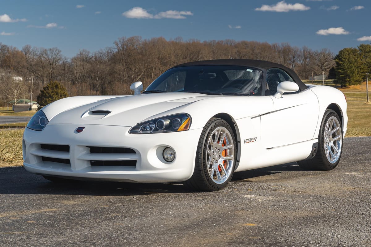 KingOfMopar1's tweet image. 2004 Dodge Viper SRT-10 Convertible Mamba Edition