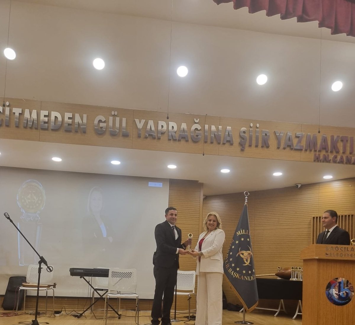 Gülay tweet media