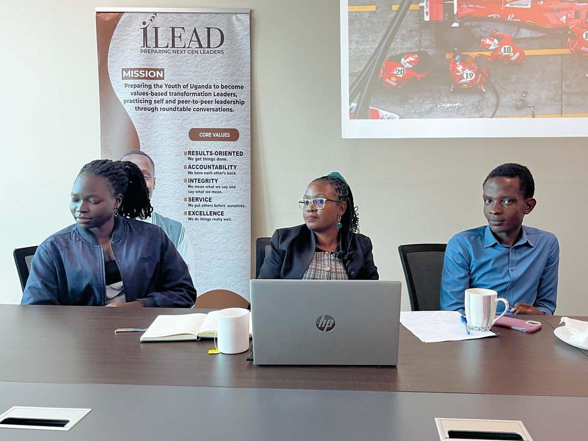 iLeaduganda's tweet photo. A powerful team engagement with @HKibirango, bringing together our management, staff, and new Field Assistants.
The mission continues: raising values-driven leaders across Uganda. @MLF_Transform 
#iLEAD #LeadershipMatters https://t.co/Pgw6v0vMUz