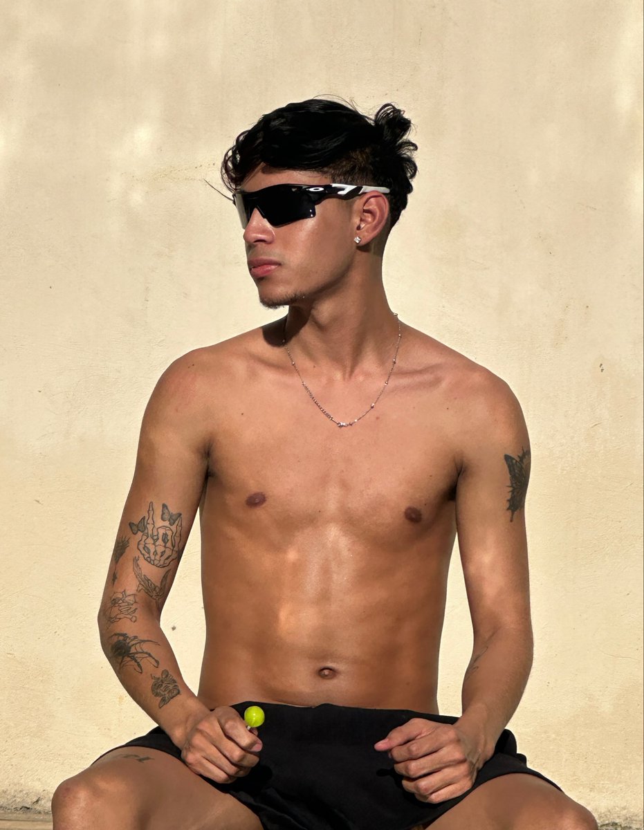 wendell santos👅 tweet media