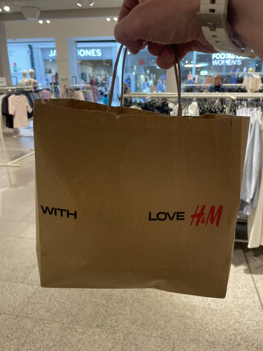 DAZSTORM's tweet photo. @hm 20p for a handbag sized paper bag, I think H&amp;M are taking are making money off thier customers https://t.co/8YrdAM1L2f